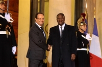 Paris (France): Le chef de l’Etat reçu par son homologue françois Hollande